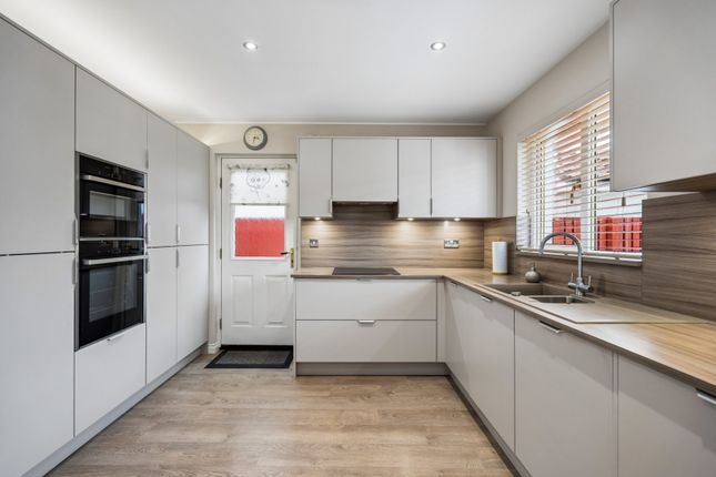 11, Alloway Wynd, Larbert photo 4