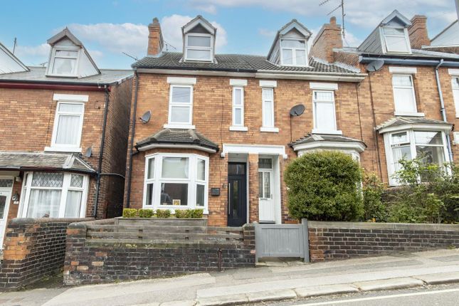 Thumbnail Terraced house for sale in Clarence Road, Chesterfield