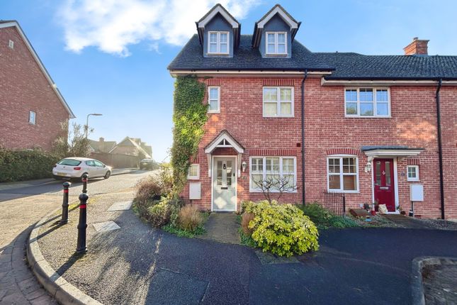 3-bed terraced on 4, Stockbridge Road, Fleet, £480,000