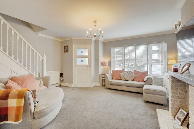 20, Leighton Road, Benfleet photo 4