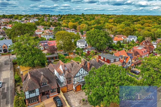 34, Monkhams Lane, Woodford Green photo 2