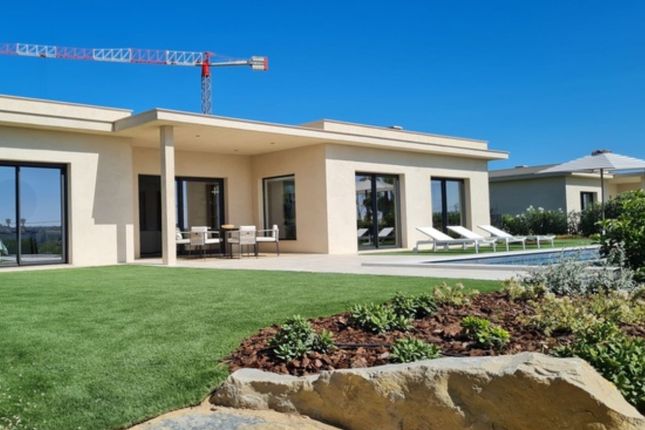 Thumbnail Villa for sale in R. 25 De Abril 25, 8005-166 Montenegro, Portugal
