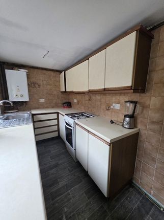 10 Tennis Street, Burnley photo 5