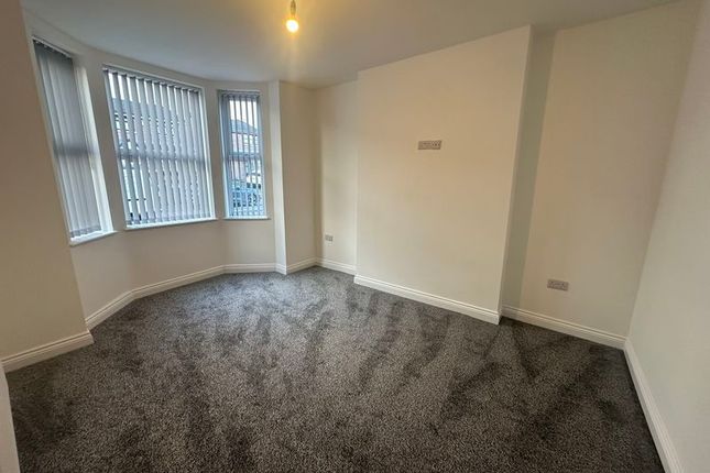 6, Billinge Road, Wigan photo 2