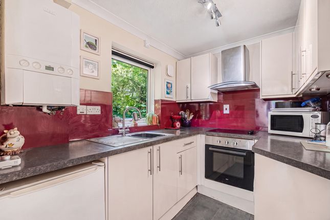 1, Prince Albert Gardens, Andover photo 4