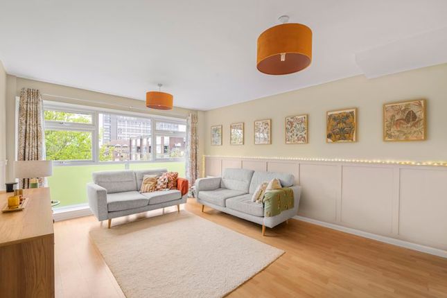 Maisonette for sale in Manor Road, Sidcup