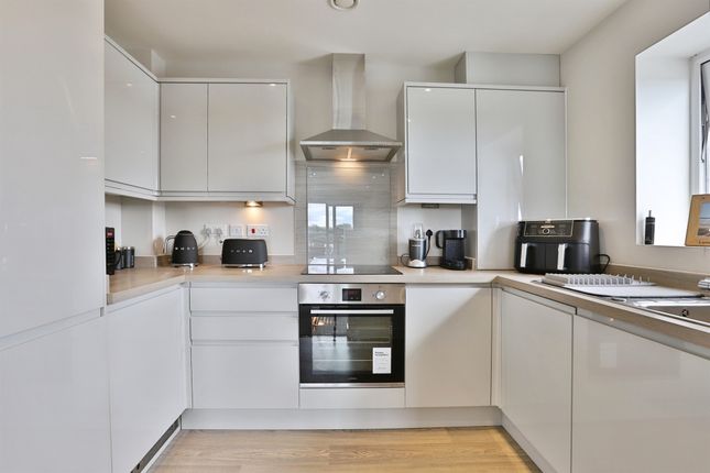 Flat 17, Sail Point, 23, Upton Road, POOLE photo 2