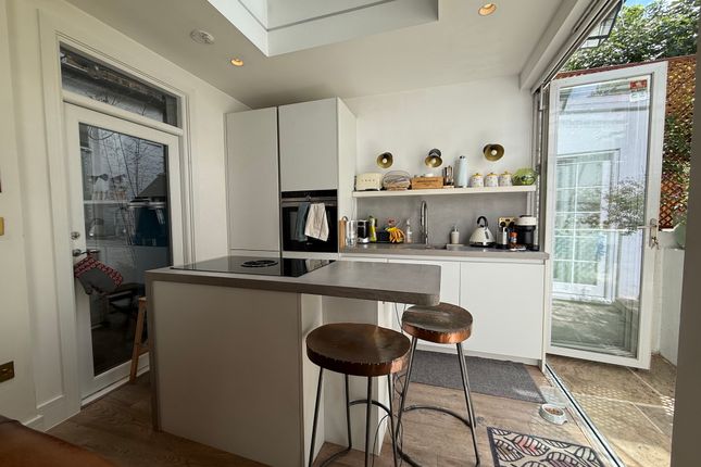 40A, Finborough Road, London photo 3