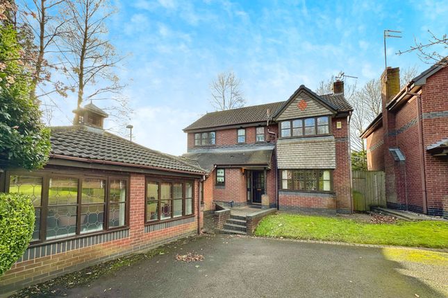 Thumbnail Detached house for sale in Tuscany View, Salford