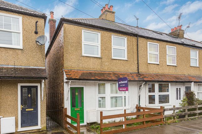 End terrace house for sale in Wellington Road, St Albans