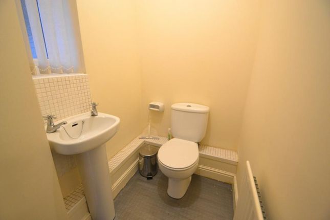 Terraced house to rent in Drayton Street, Manchester