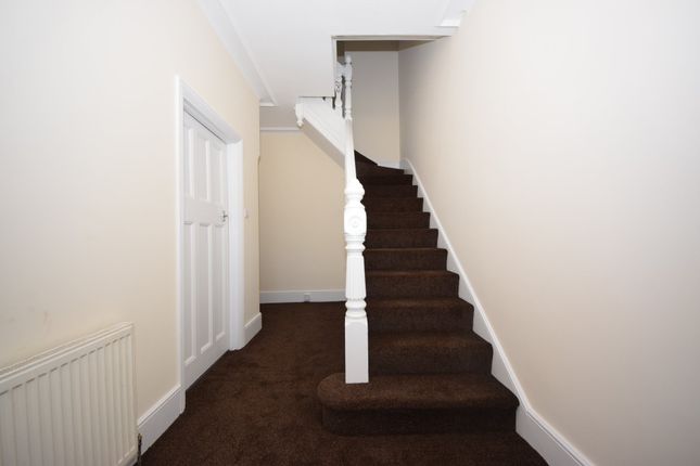 421, Cranbrook Road, Ilford photo 5