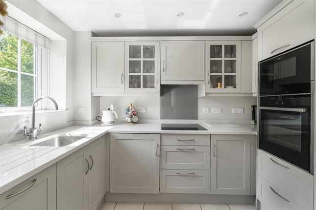 6, Gabriel Court, South Road, Saffron Walden photo 2