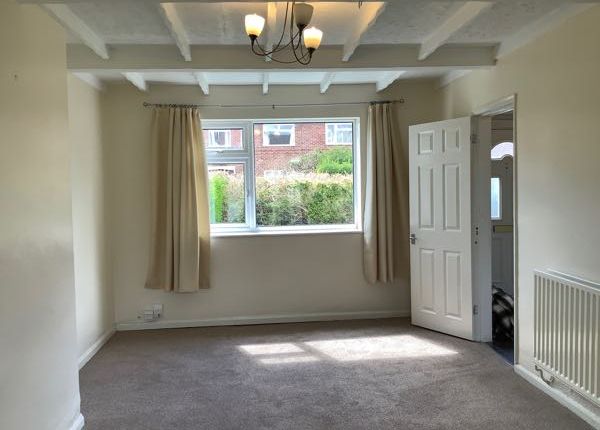 123, Fernwood Crescent, Wollaton photo 3