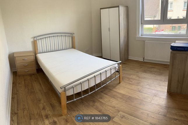 Thumbnail Flat to rent in Clearburn Gardens, Edinburgh