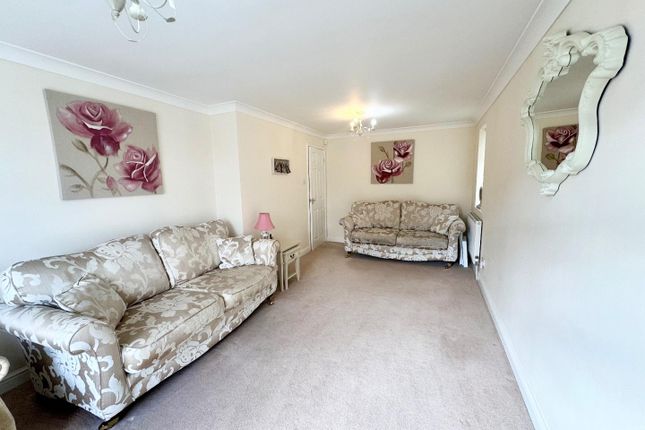4, Barrington Avenue, Stockton-On-Tees photo 2