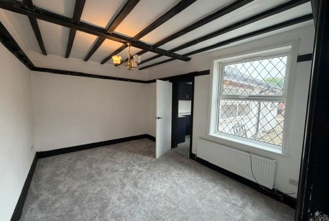 2, Ainslie Street, Grimsby photo 4
