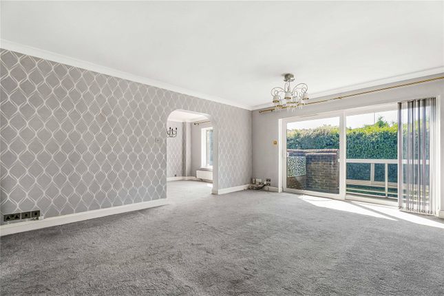 30, High Firs, Radlett photo 2