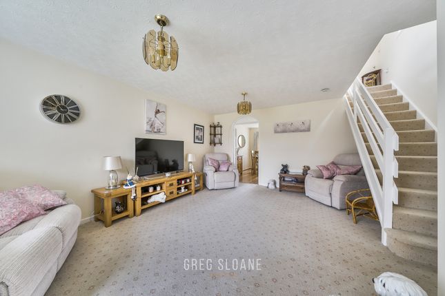 5 Whiston Close, Shrewsbury photo 4