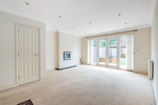 3, Limetree Mews, Tatsfield Nr Westerham photo 2
