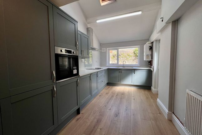 Picton Place, Carmarthen photo 3
