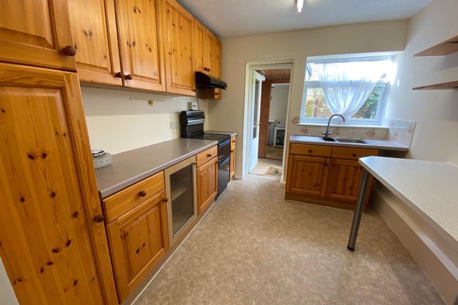 10, The Chantry, HARLOW photo 4