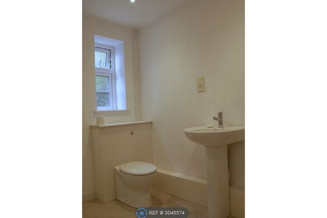 Flat, Long Street, Wotton-Under-Edge photo 3