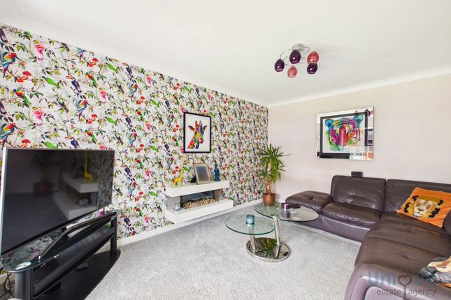 5, Alexandra Road, Wesham photo 2