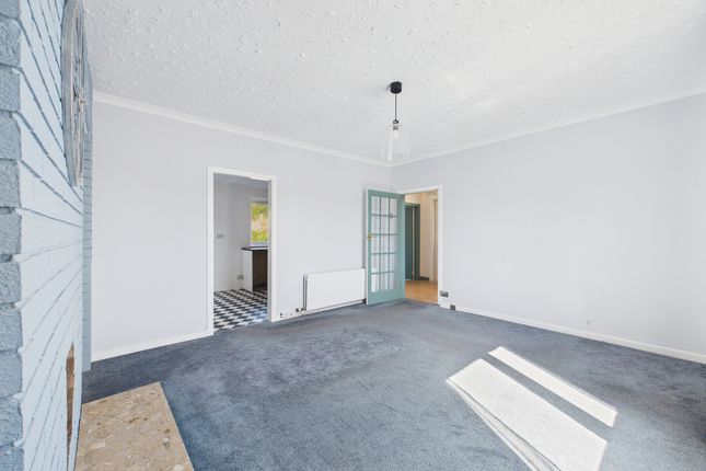 14, Hutchison Drive, Darvel photo 3