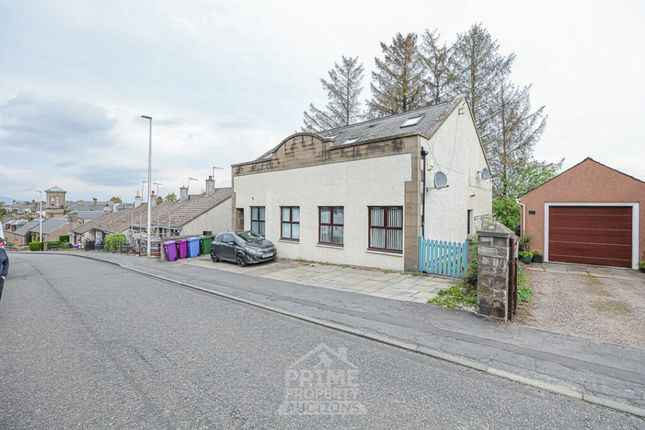 2-bed flat on 51B, South Street, Forfar, £65,000