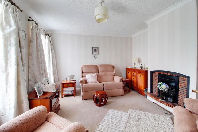 22, Brookside, South Mimms photo 4