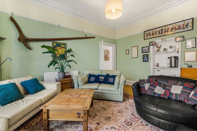 7, Alexandra Road, Gloucester photo 3