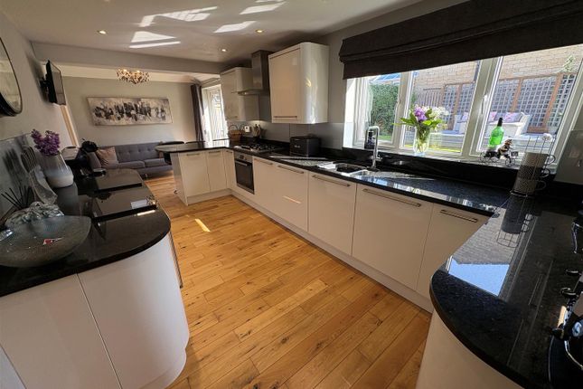 19, Horton Street, West Yorkshire photo 3
