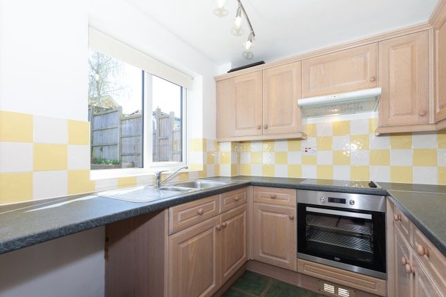 30, Melbourne Close, Banbury photo 3