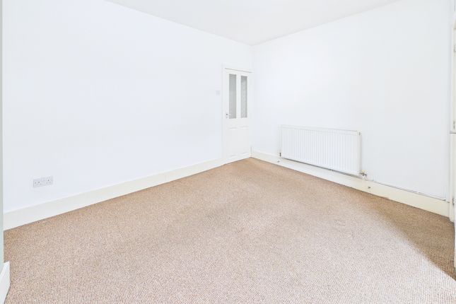 16, Broomfield Terrace, Forge Street, Wigan photo 4