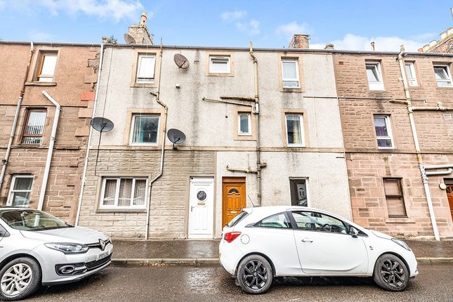 Thumbnail Flat to rent in Union Street, Montrose, Angus