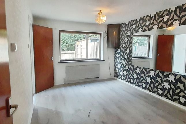 Rowanberry Avenue, Leicester photo 2