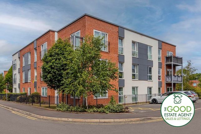 2-bed flat on 3 Sheen Gardens, Heald Green, £168,000