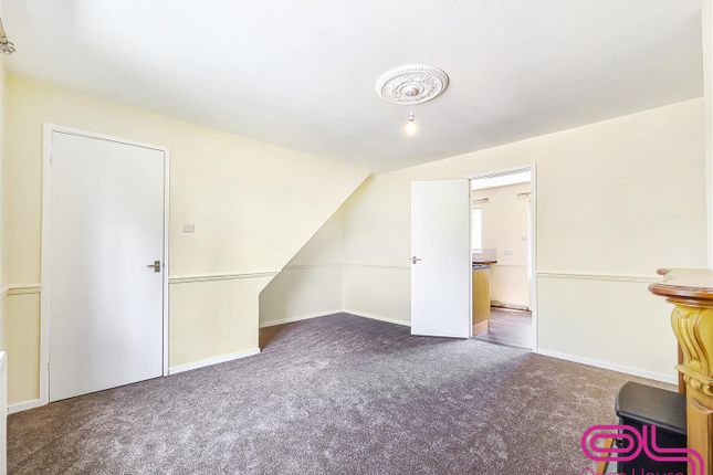 48, Hartshill Road, Swadlincote photo 5