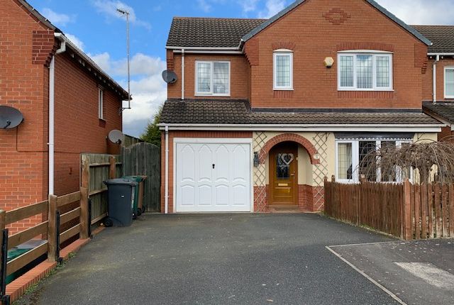 Detached house for sale in Mason Crescent, Swadlincote