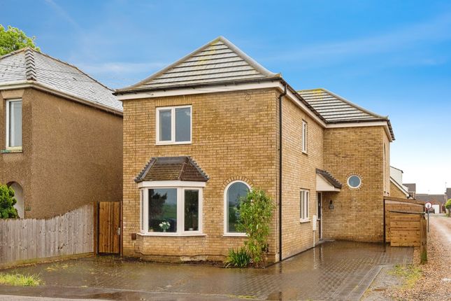 Thumbnail Detached house for sale in Estover Road, March