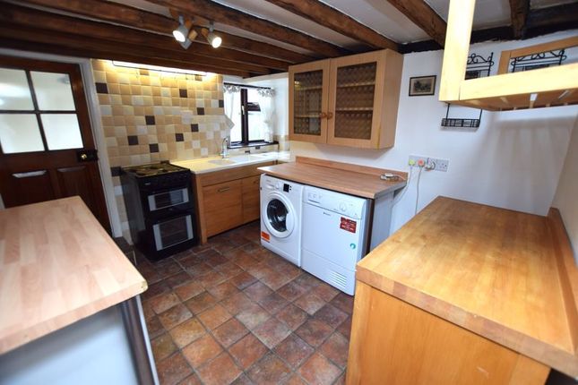 Cottage to rent in South Street, Barming, Maidstone