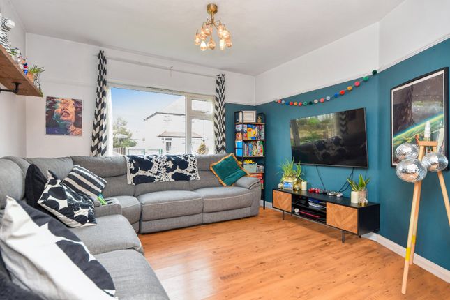 62, Herbert Road, Shoeburyness photo 4