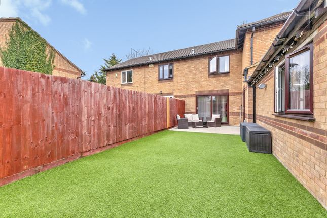 34, Beaune Close, Northampton photo 2