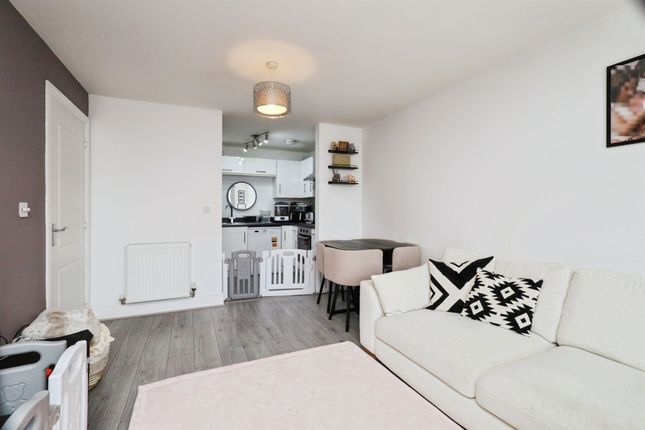 23, Reid Crescent, Hailsham photo 4