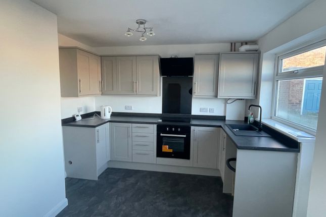 Thumbnail Town house to rent in Marlborough Rise, Sheffield