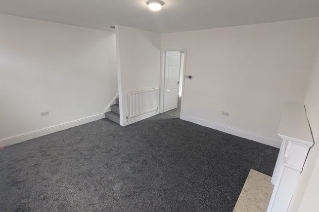 26 Queen Street, Queen Street, Grange Villa, DH2, Grange Villa photo 3