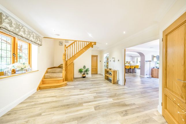 Tudor Lodge, 213a, Finchampstead Road, Wokingham photo 4