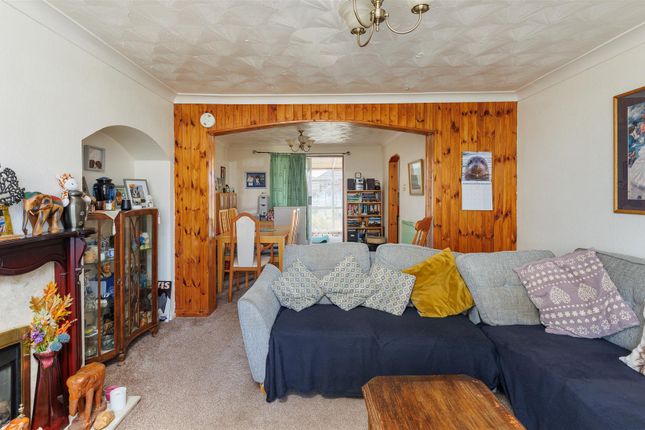 6, Home Meade, Newport photo 2