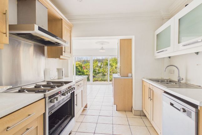 13 Hunstanton Court, Gateshead photo 3